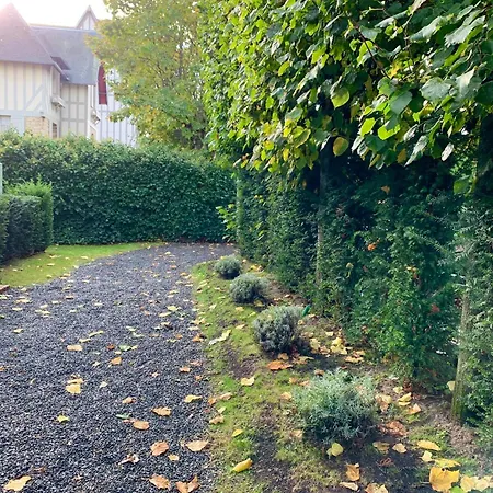 Hamptons - Avec Jardin - دوفييل